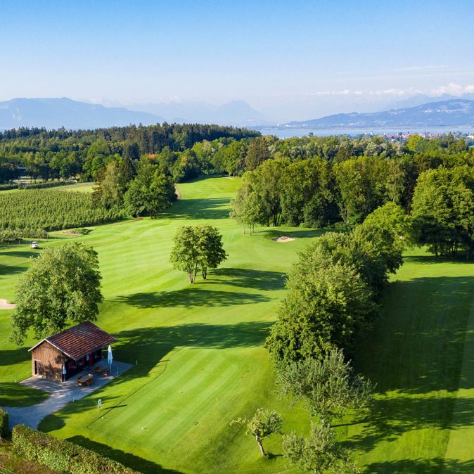 Herren Gelb: 5706 m   CR 70,9   Slope 130   Par 71
Damen Rot: 5020 m   CR 72,4   Slope 128   Par 71